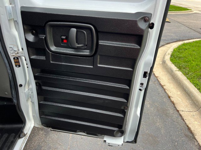 Used 2019 GMC Savana 2500 w/ Driver Convenience Package image 31