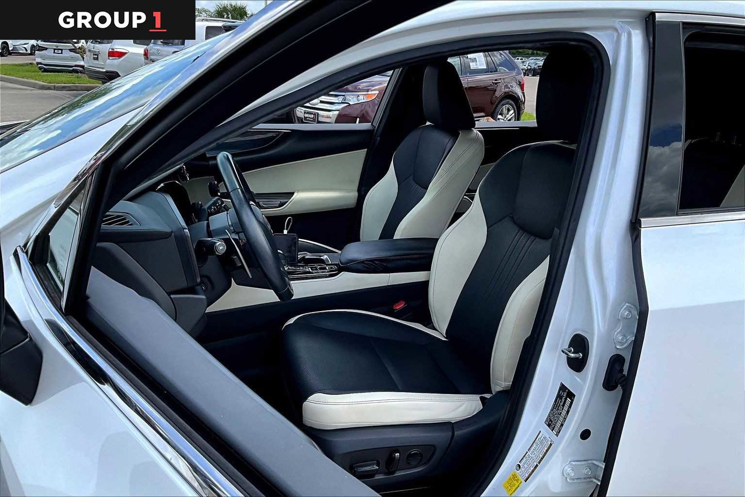 Used 2024 Lexus NX 250 FWD image 7