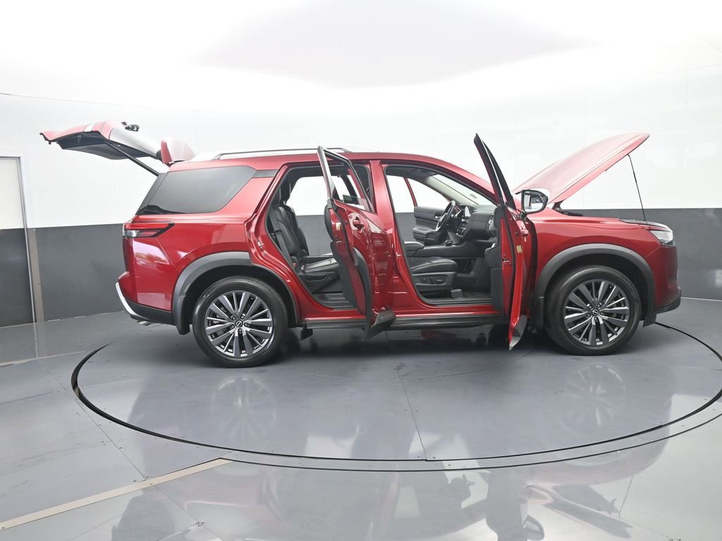 Used 2024 Nissan Pathfinder SL w/ SL Premium Package image 86