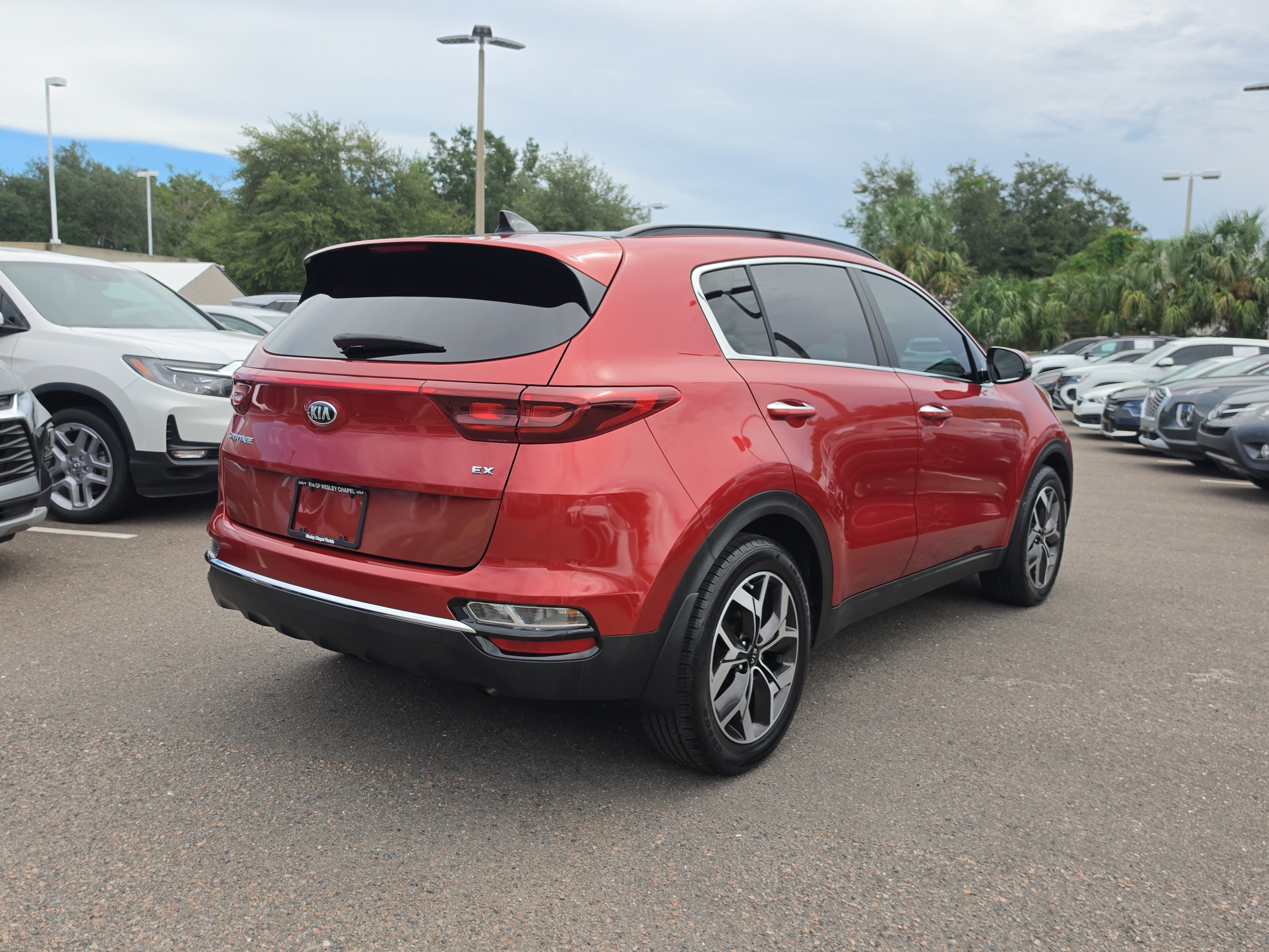 Certified 2022 Kia Sportage EX FWD image 8