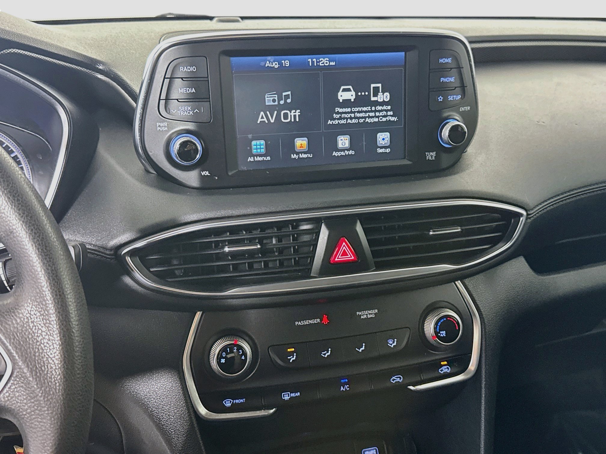 Used 2020 Hyundai Santa Fe SE AWD/4WD image 18