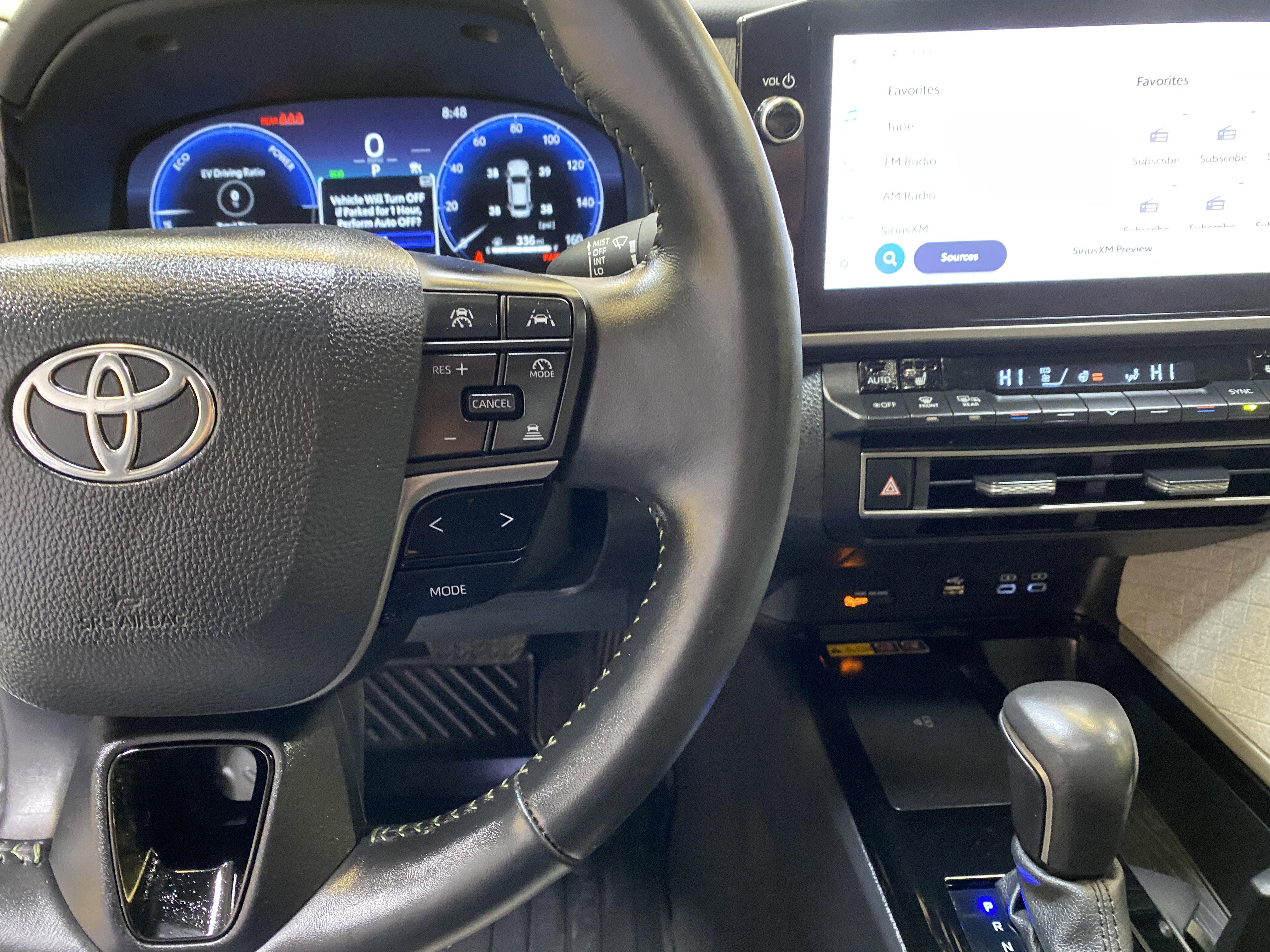 Used 2025 Toyota Camry XLE image 31