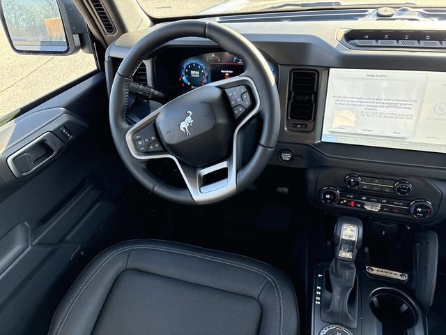 New 2025 Ford Bronco Badlands image 14