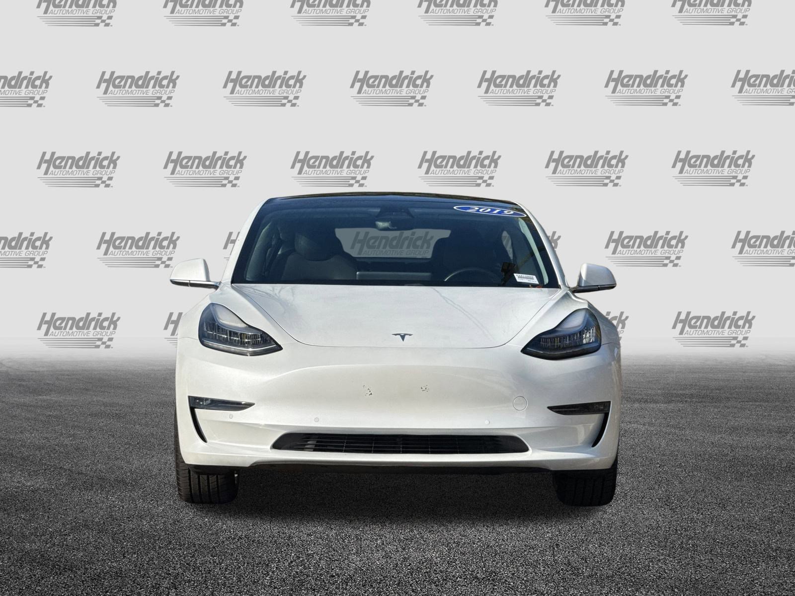 Used 2019 Tesla Model 3 Standard Range image 10
