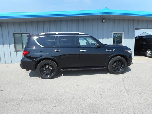 Used 2021 INFINITI QX80 Premium Select image 4