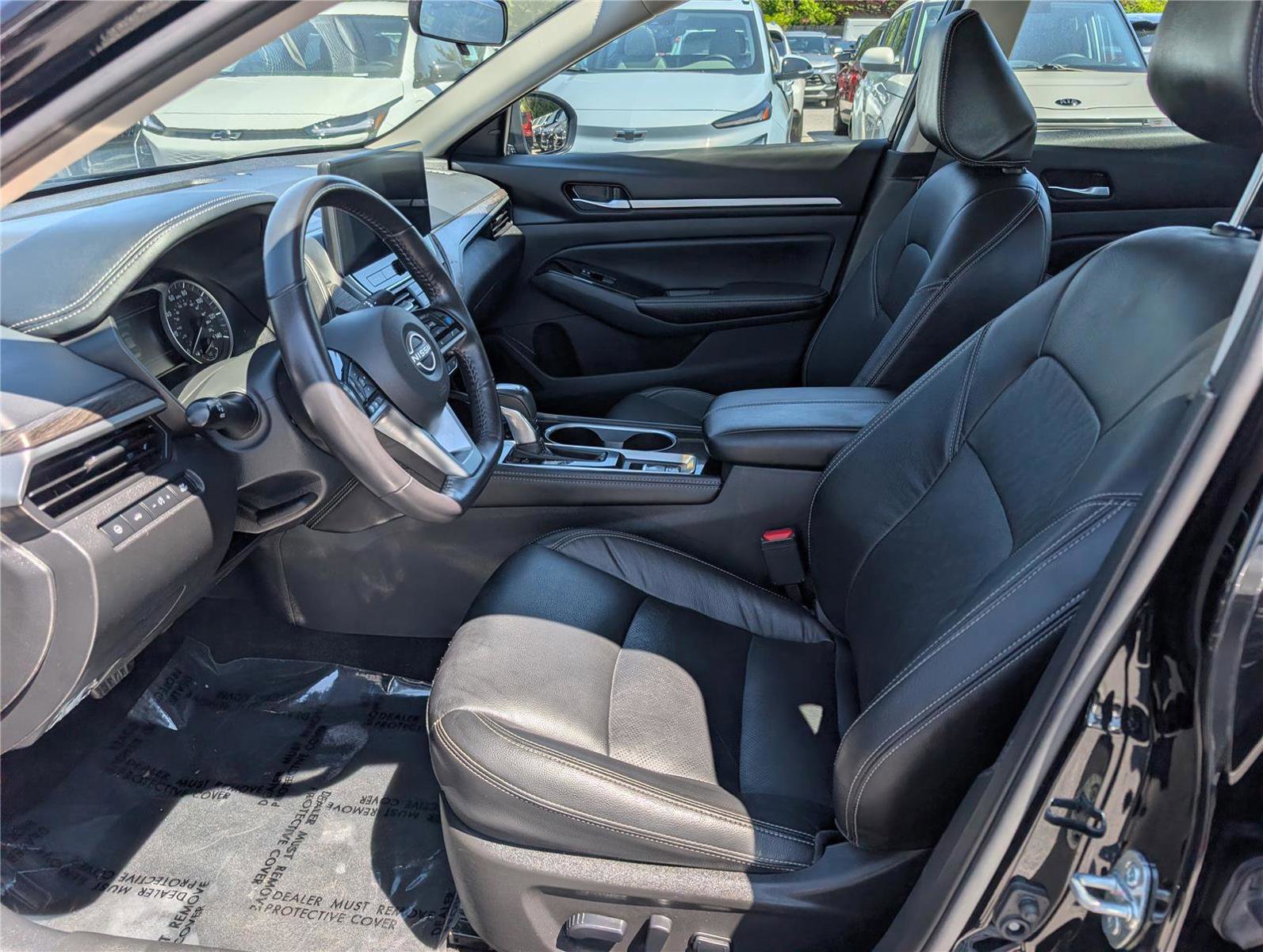 Used 2024 Nissan Altima 2.5 SL FWD image 16
