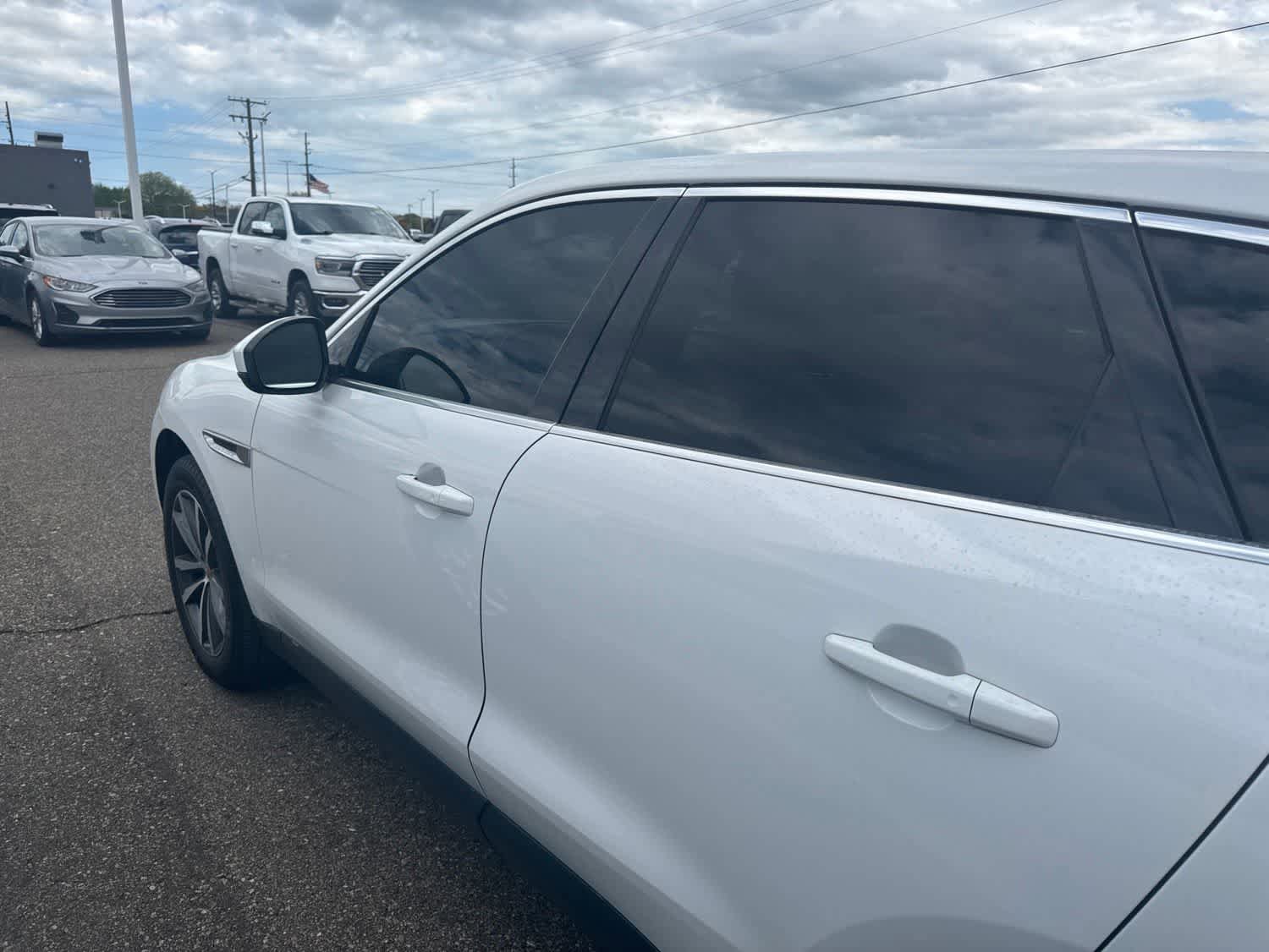 Used 2019 Jaguar F-PACE Prestige AWD/4WD image 12