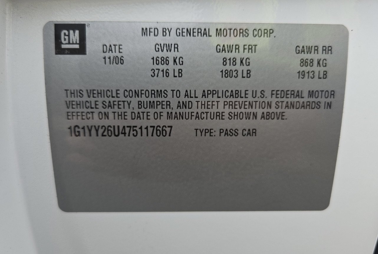 Used 2007 Chevrolet Corvette Coupe w/ Preferred Equipment Group RWD image 25