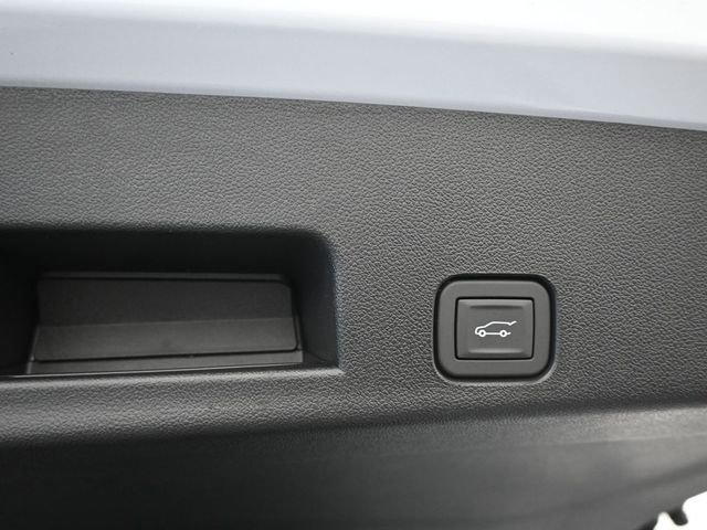 New 2026 Chevrolet Traverse LT image 9