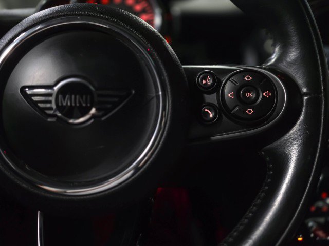 Used 2019 MINI Cooper 4-Door Hardtop image 21