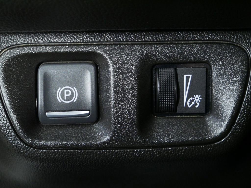 Used 2019 GMC Acadia SLE w/ Driver Alert Package I image 24