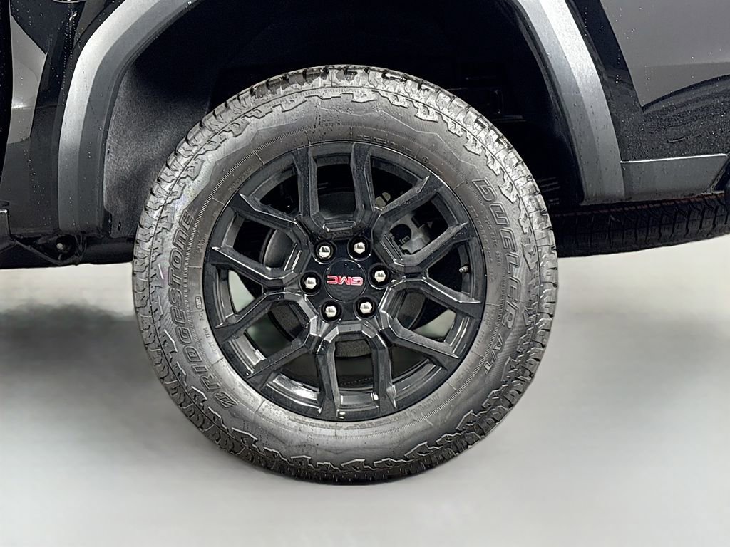 New 2025 GMC Canyon Elevation w/ Convenience Package image 31