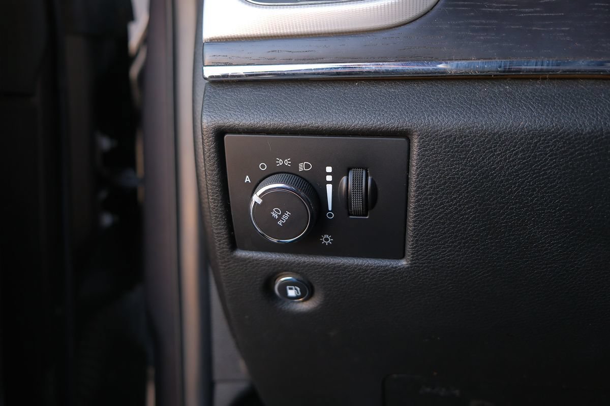 Used 2018 Jeep Grand Cherokee Summit w/ Skid Plate Group AWD/4WD image 13
