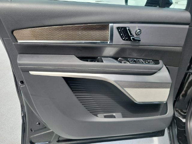 New 2027 Cadillac Vistiq Luxury AWD/4WD image 22