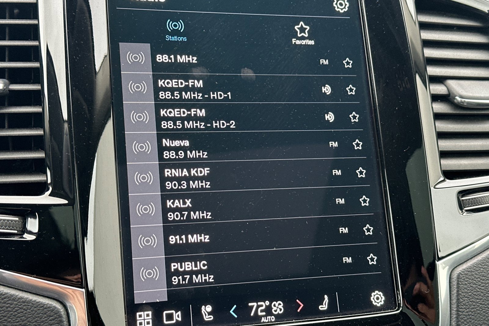 Certified 2023 Volvo XC90 T8 Ultimate image 22