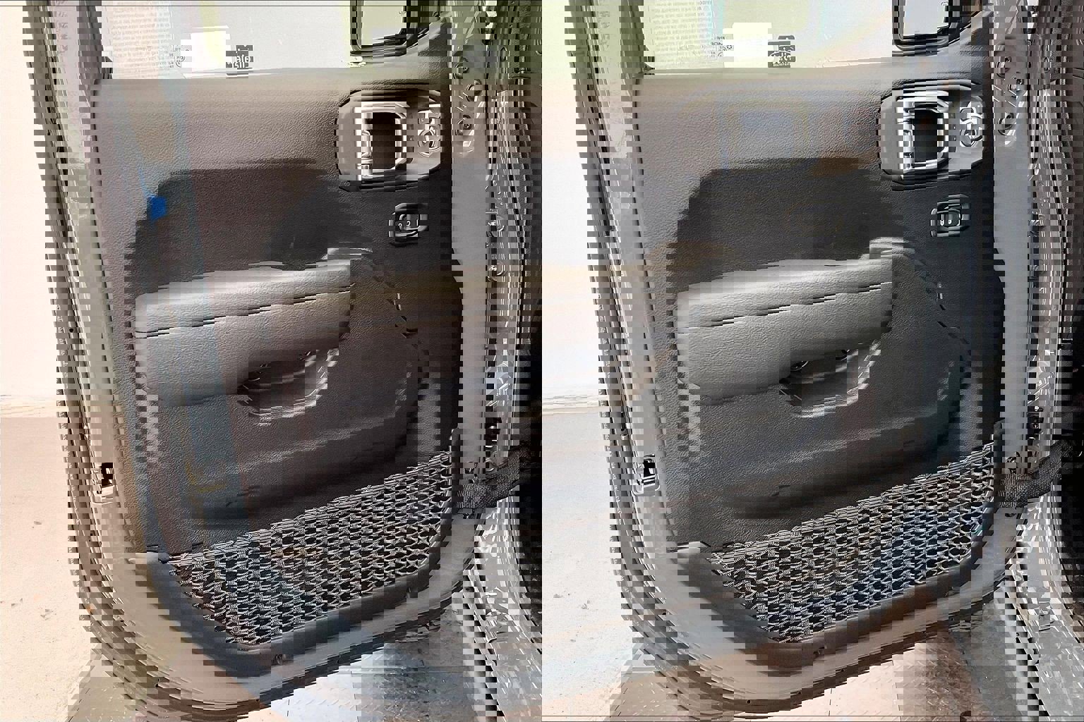 New 2026 Jeep Wrangler Unlimited Rubicon image 12