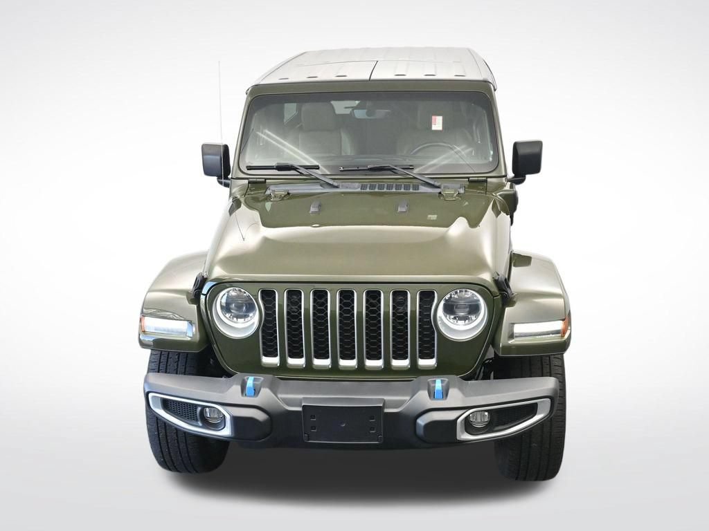 Used 2023 Jeep Wrangler Unlimited Sahara w/ Cold Weather Group AWD/4WD image 21