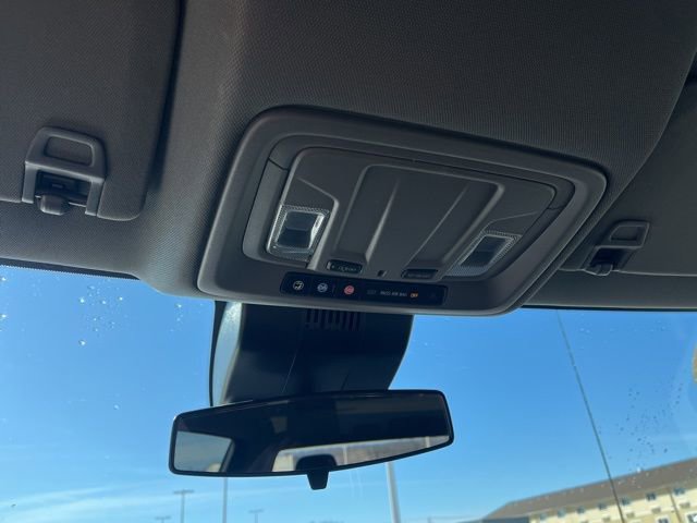 Used 2022 Chevrolet Silverado 1500 Custom image 34