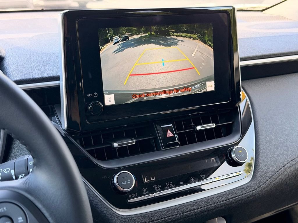 Certified 2025 Toyota Corolla Cross XLE FWD image 30