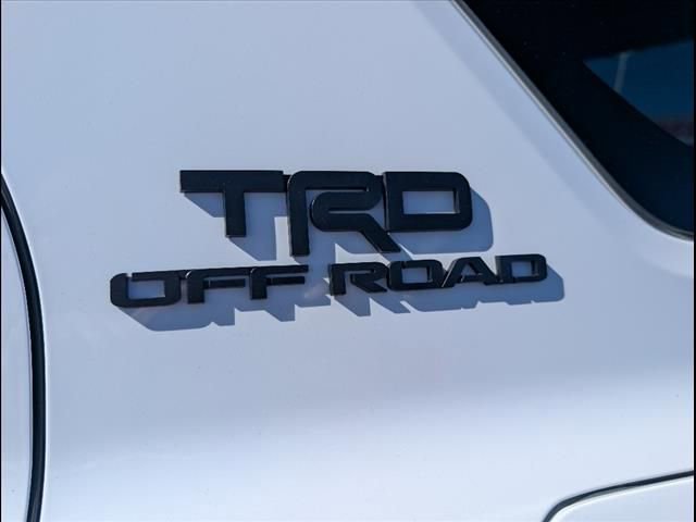 Used 2025 Toyota 4Runner TRD Off-Road AWD/4WD image 18