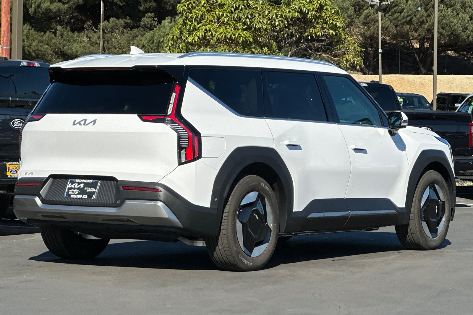 New 2026 Kia EV9 Wind AWD/4WD image 4