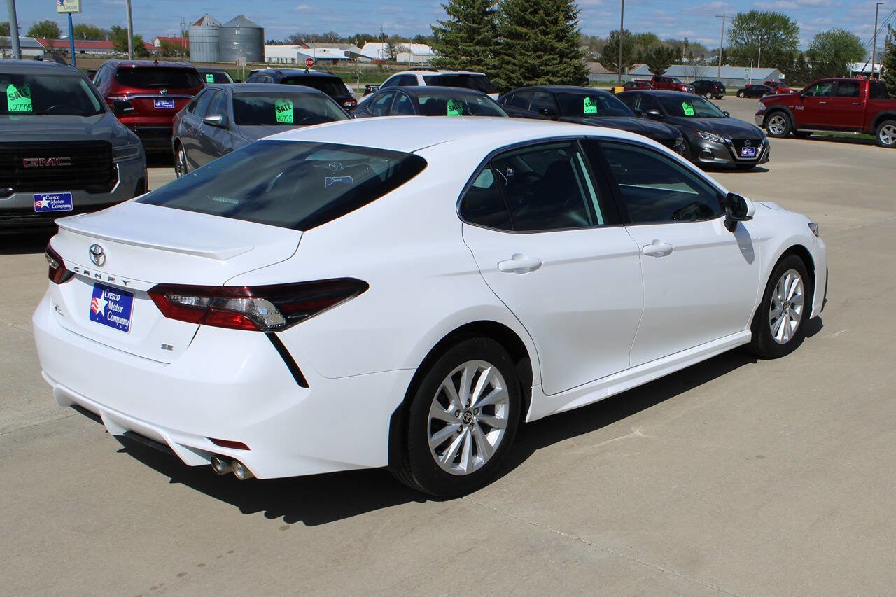 Used 2024 Toyota Camry SE FWD image 5