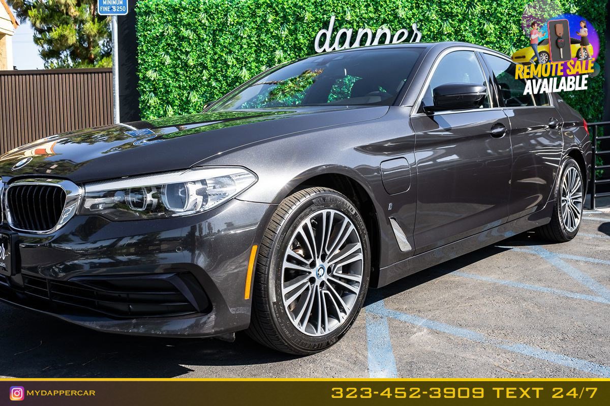 Used 2019 BMW 530e image 2