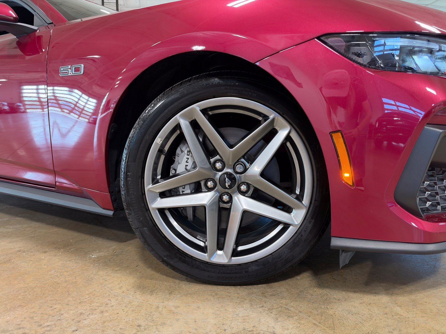 Used 2025 Ford Mustang GT Premium RWD image 9