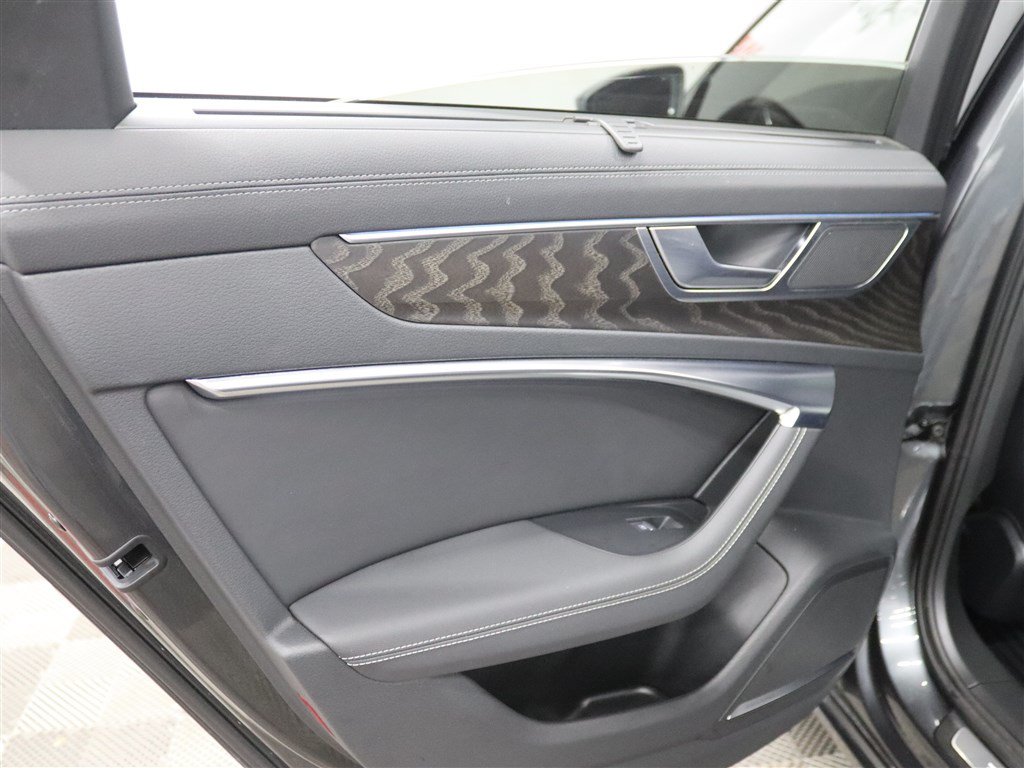 Used 2021 Audi A6 3.0T Prestige w/ Prestige Package AWD/4WD image 19