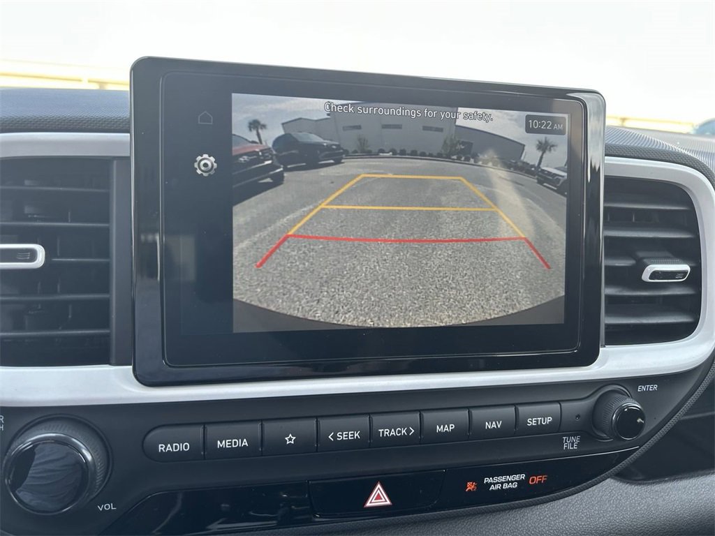 New 2025 Hyundai Venue Limited image 7