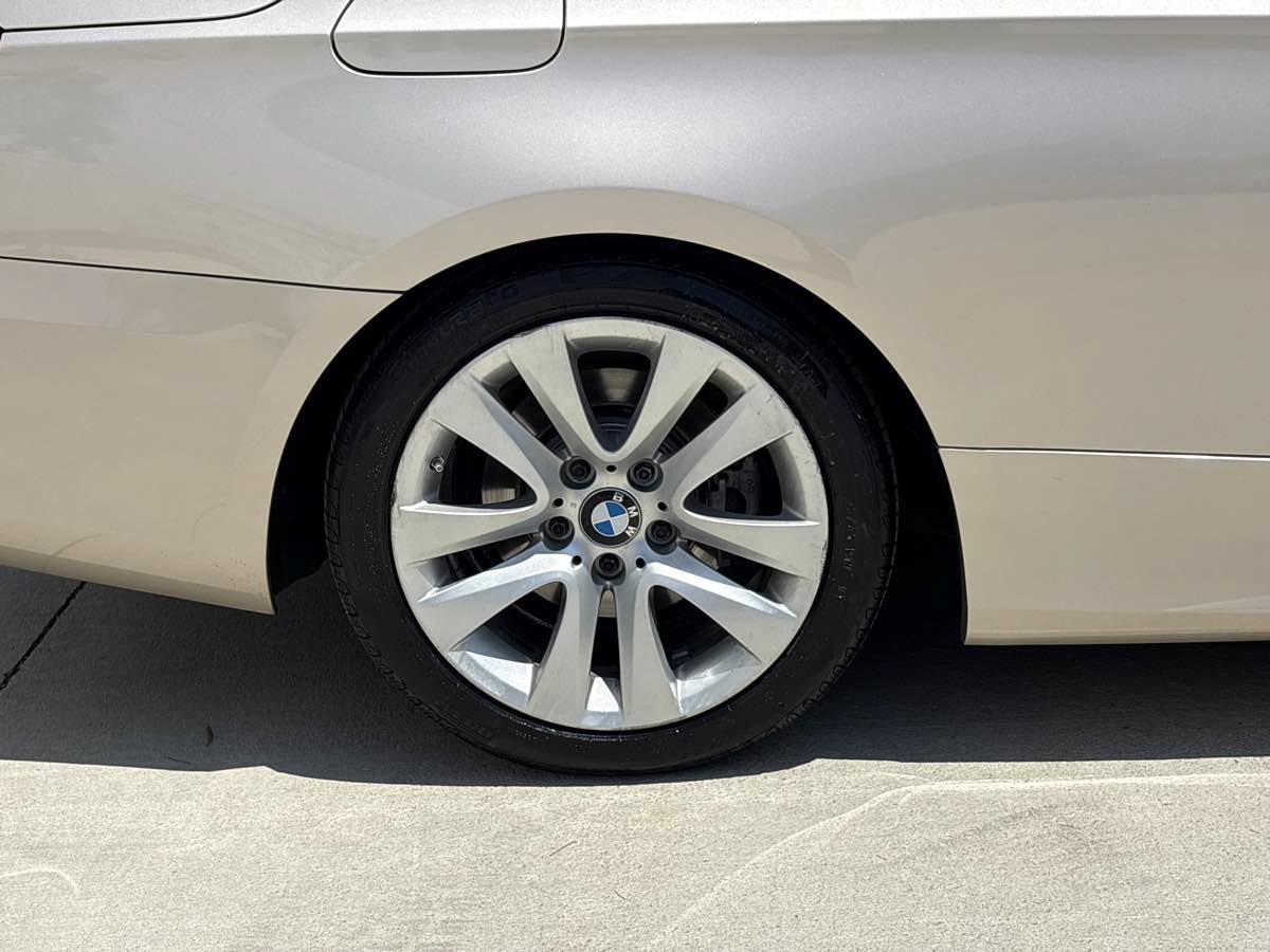 Used 2012 BMW 328i Convertible RWD image 11