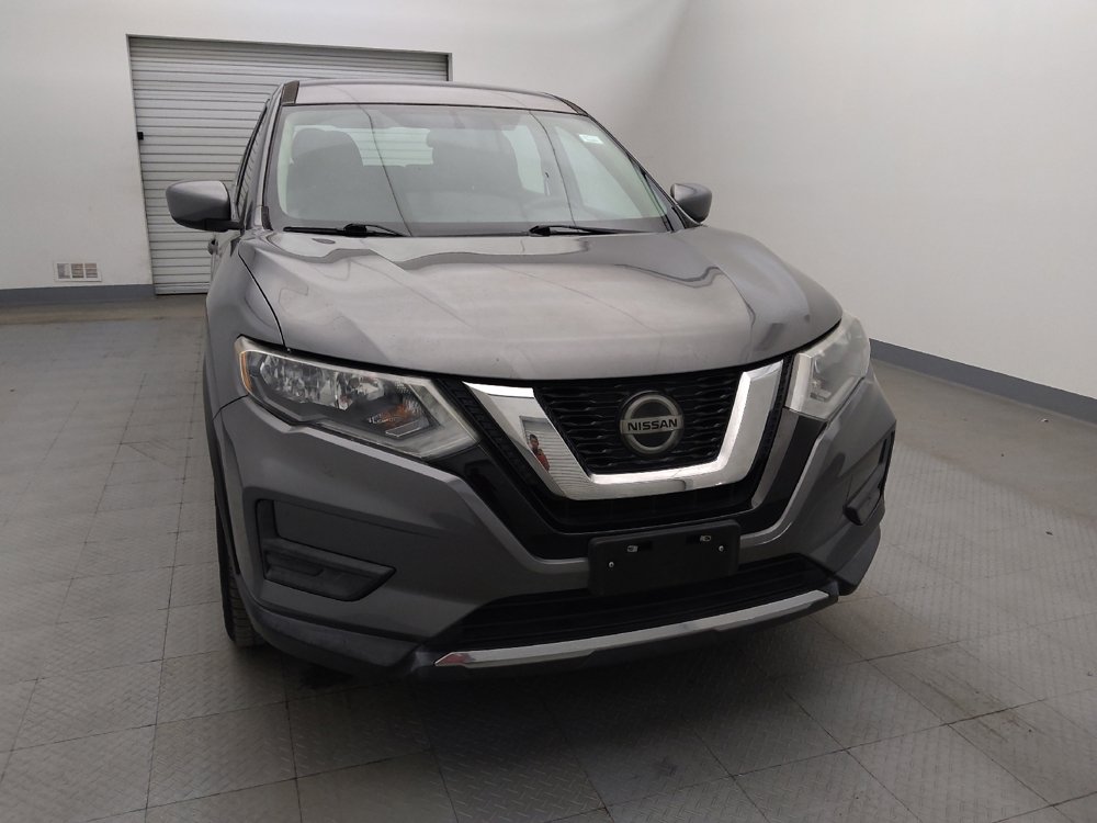 Used 2018 Nissan Rogue S image 14