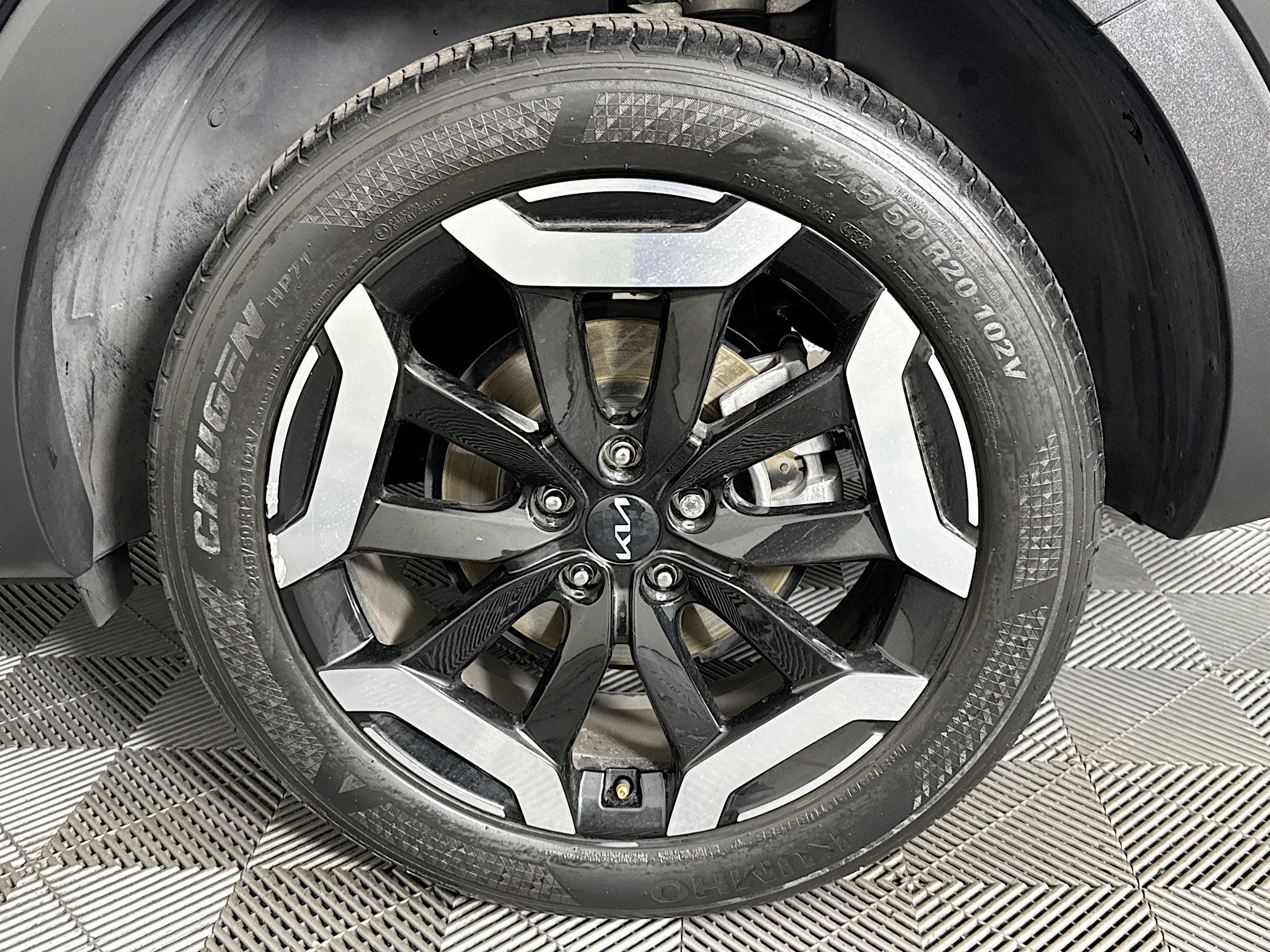 Used 2023 Kia Telluride S image 36