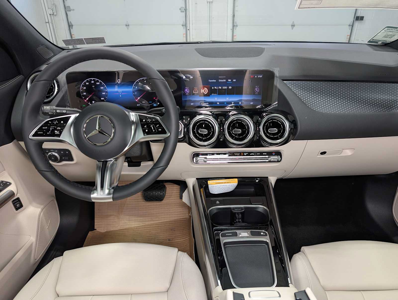 New 2026 Mercedes-Benz GLA 250 4MATIC image 16
