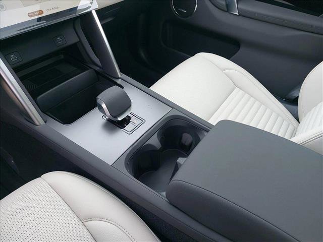 New 2025 Land Rover Discovery Sport S image 24