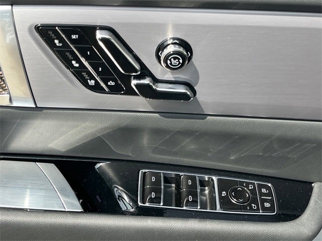 New 2026 Cadillac Vistiq Sport image 9