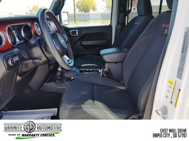 Used 2019 Jeep Wrangler Unlimited Rubicon w/ Cold Weather Group AWD/4WD image 10