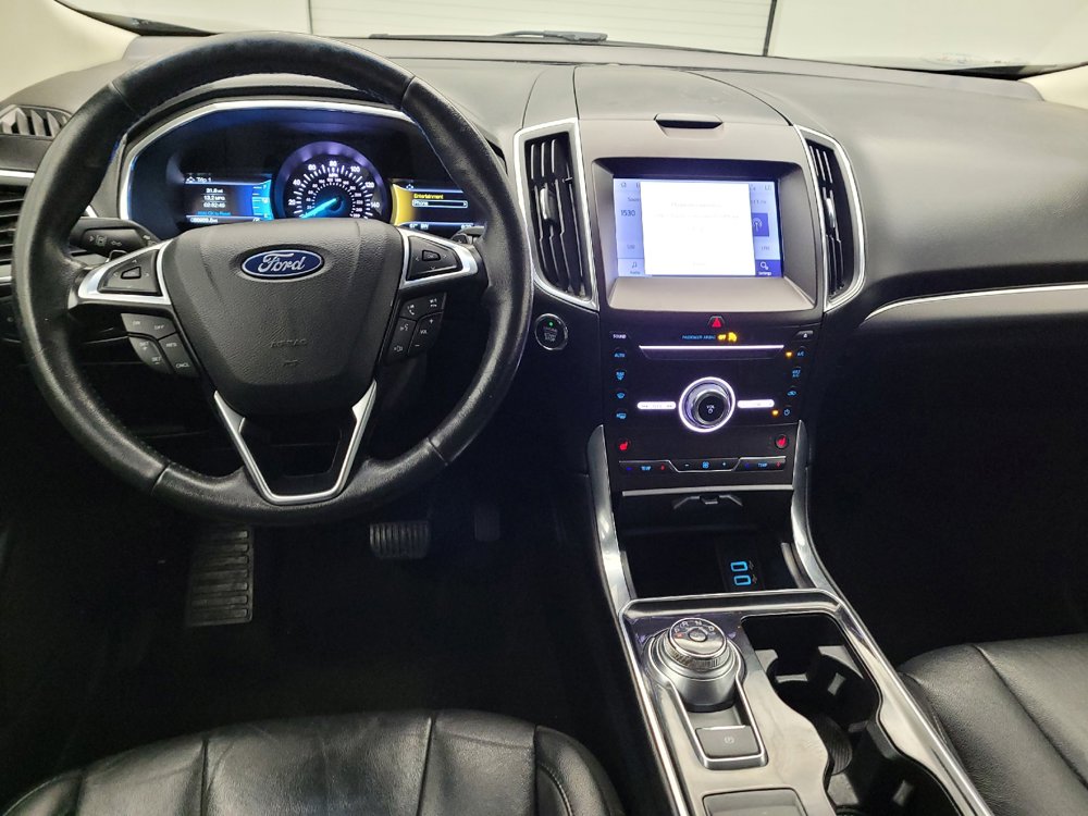 Used 2019 Ford Edge Titanium w/ Cold Weather Package AWD/4WD image 22