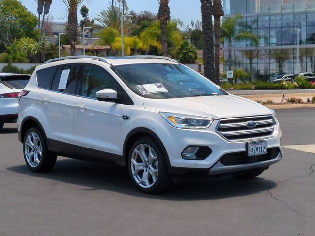 Used 2018 Ford Escape Titanium w/ Ford Safe & Smart Package FWD image 3