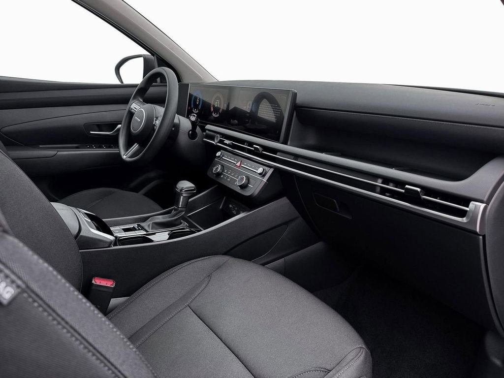 New 2026 Hyundai Tucson SE image 15