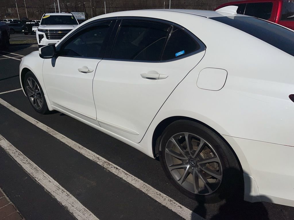 Used 2015 Acura TLX V6 SH-AWD w/ Technology Pkg image 2