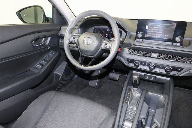 Used 2023 Honda Accord EX image 9