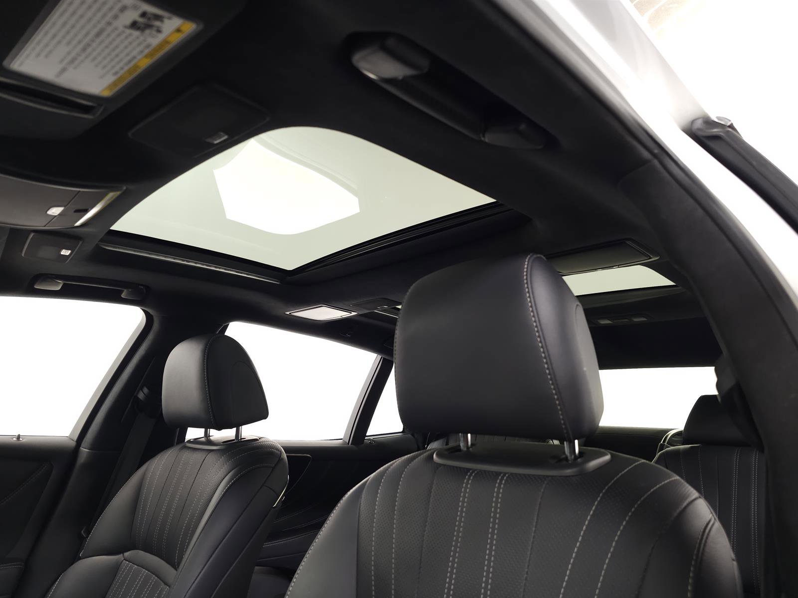 Used 2024 Lexus LS 500 AWD w/ Luxury Package image 16