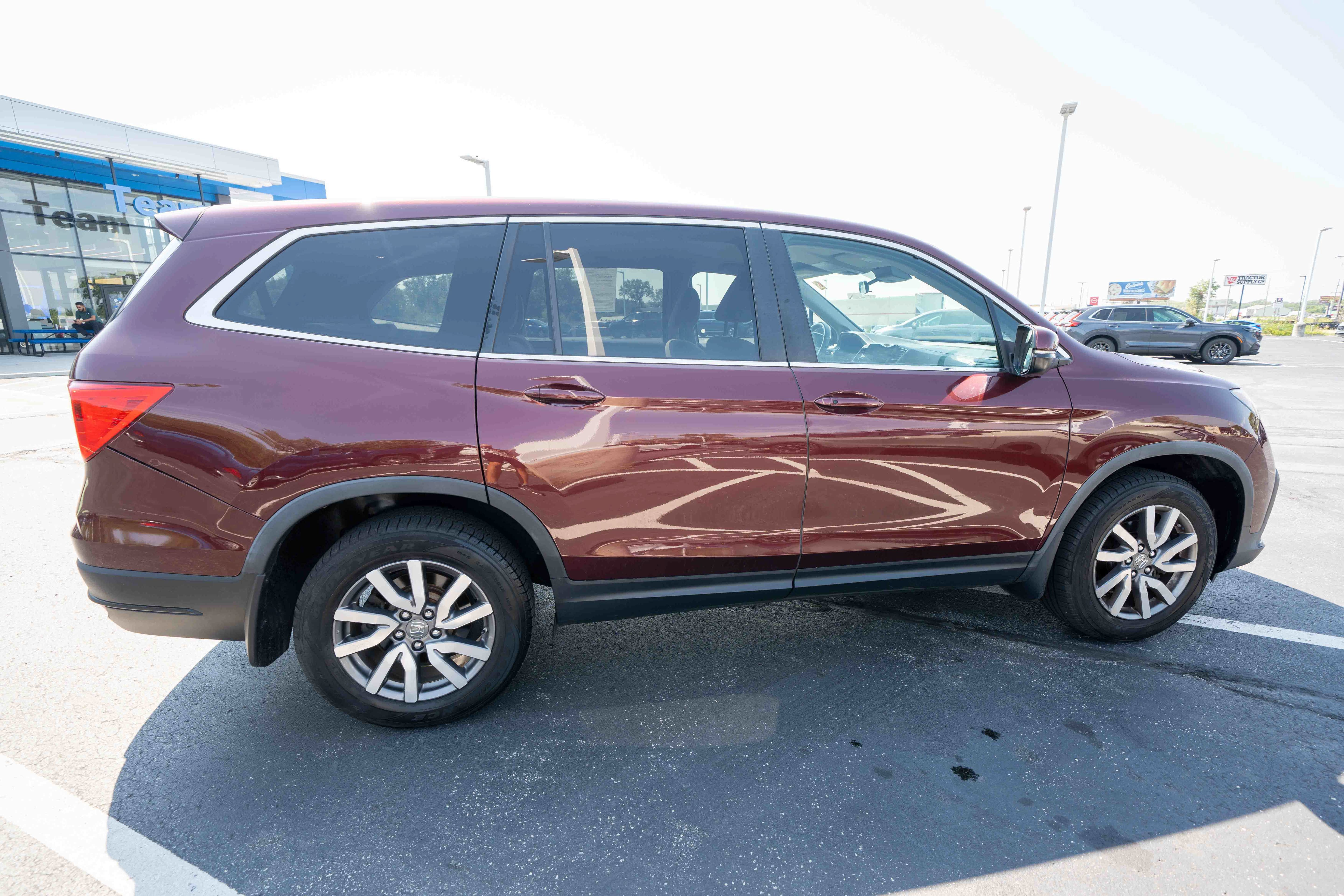Used 2021 Honda Pilot EX image 6