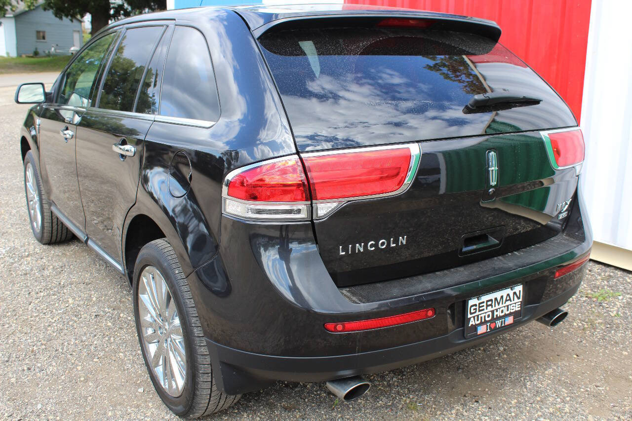 Used 2014 Lincoln MKX AWD w/ Equipment Group 102A image 9