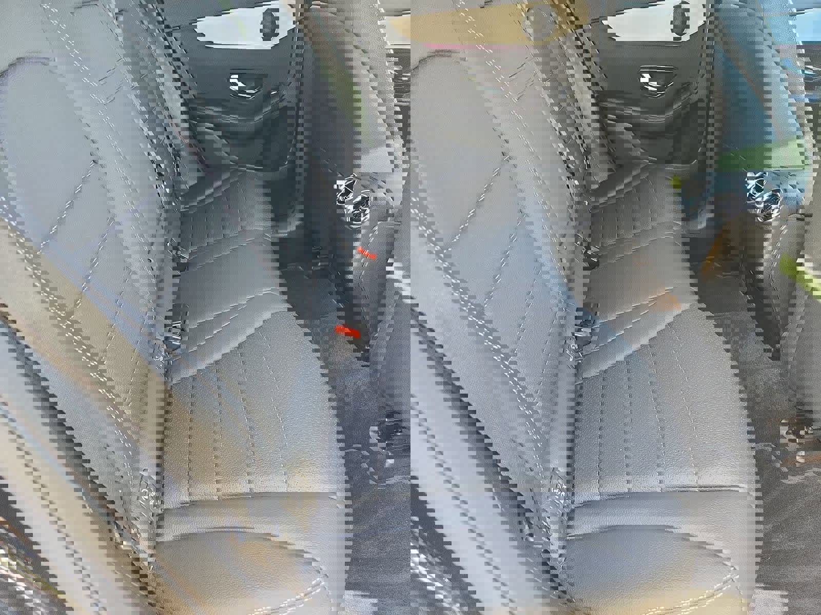 Used 2022 Mercedes-Benz GLC 300 image 19