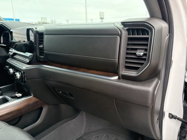 Used 2024 GMC Sierra 1500 SLT w/ SLT Premium Plus Package image 55