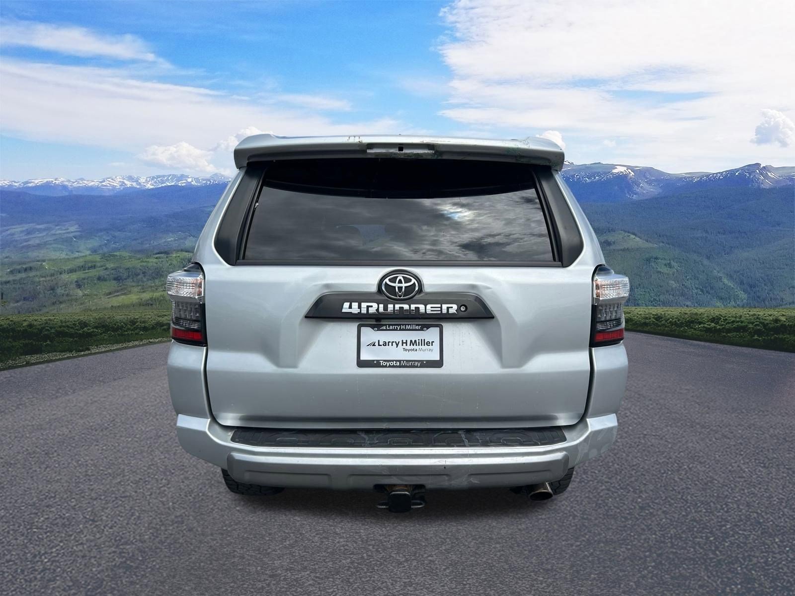 Used 2021 Toyota 4Runner TRD Off-Road image 4
