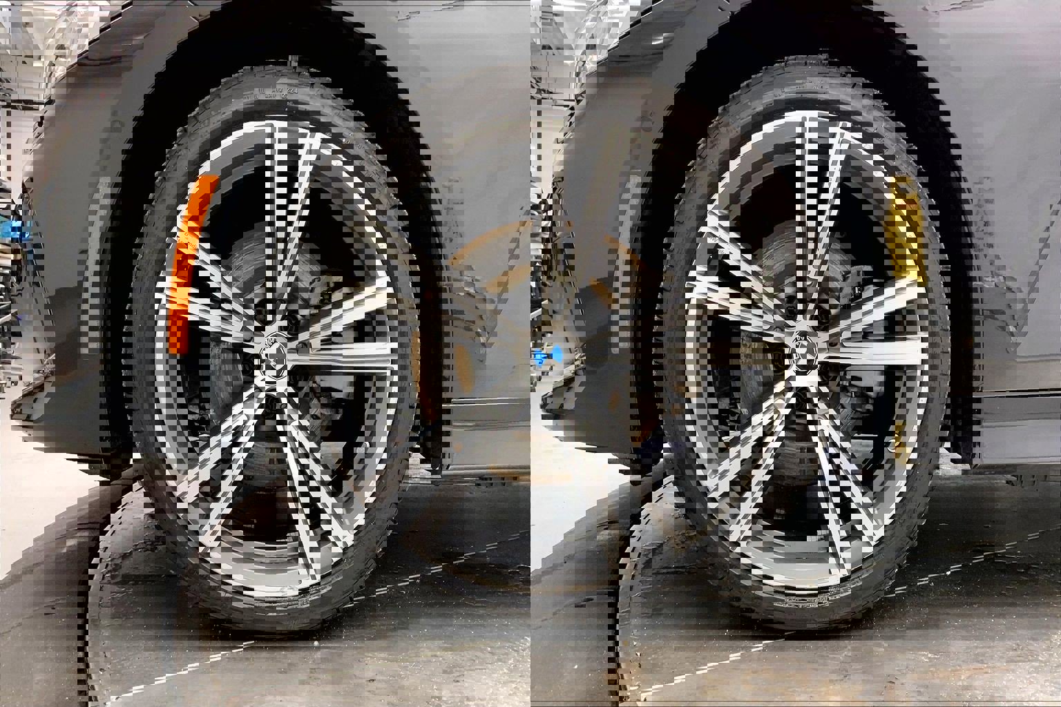 Used 2024 BMW 330i xDrive Sedan w/ Convenience Package image 8