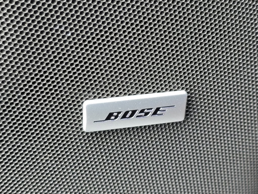 Used 2024 Chevrolet Suburban LT image 31